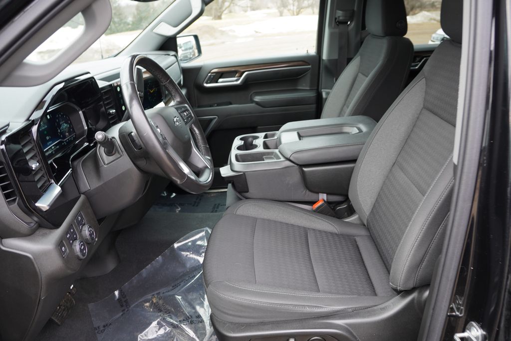 used 2022 Chevrolet Silverado 1500 car, priced at $35,473