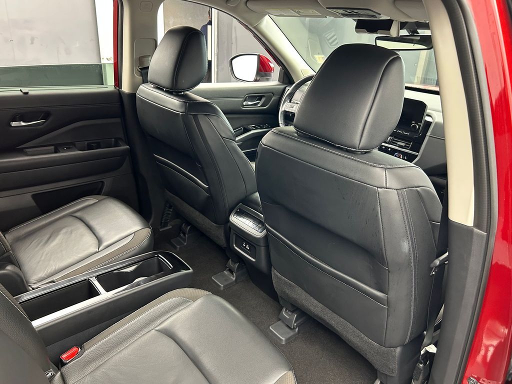 Used 2024 Scarlet Ember Nissan SL image 52