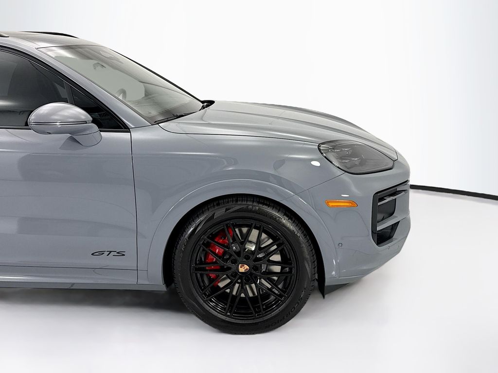 Thumbnail: 2026 Porsche Cayenne - 11