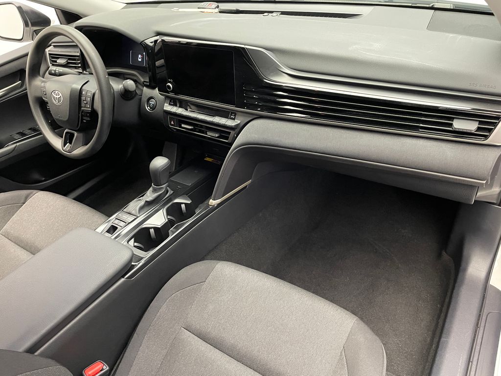 Thumbnail: 2025 Toyota Camry - 15