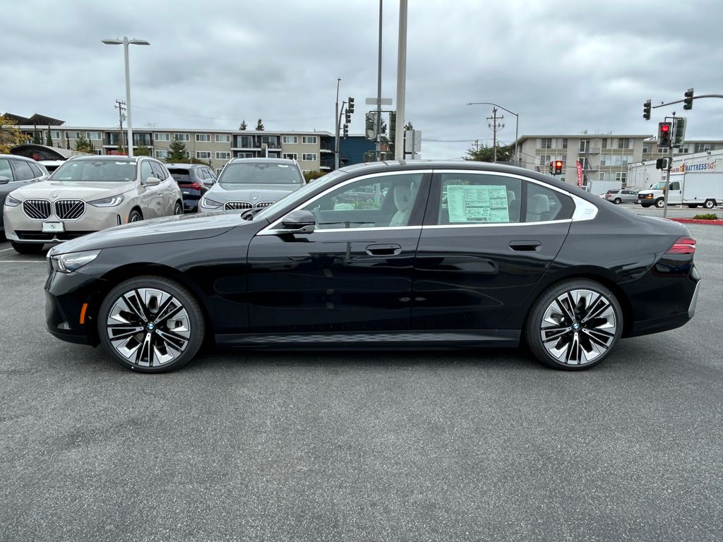 Thumbnail: 2026 BMW i5 - 2