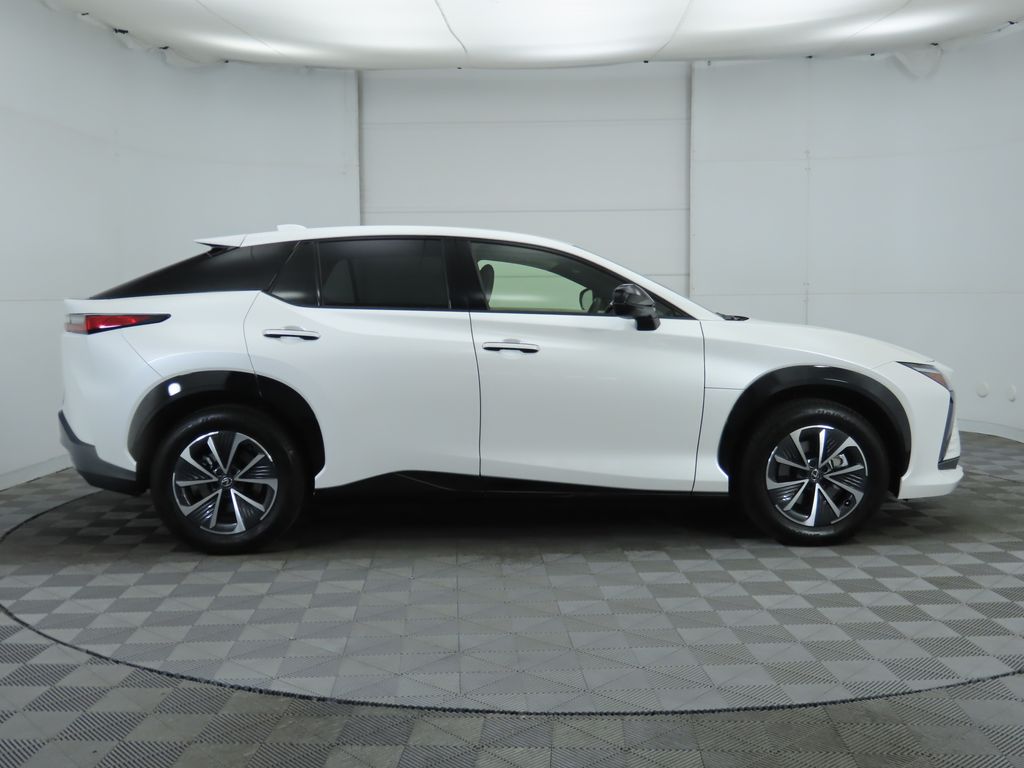 2024 Lexus RZ 300e 4