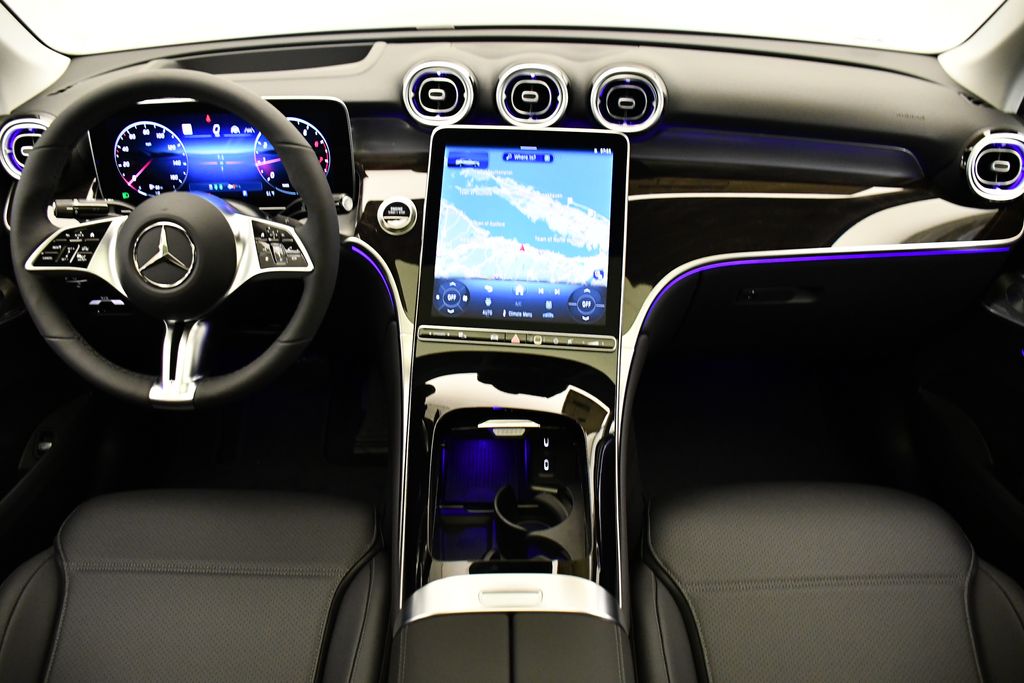 Thumbnail: 2025 Mercedes-Benz GLC - 20