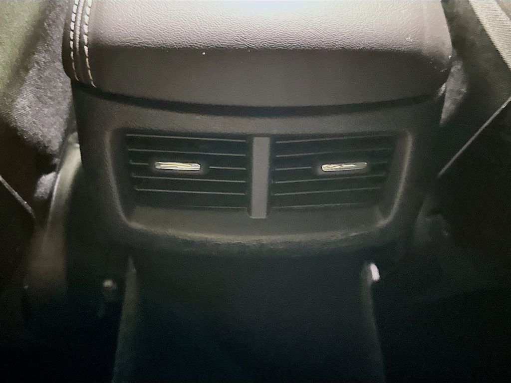 Thumbnail: 2019 Dodge Challenger - 24