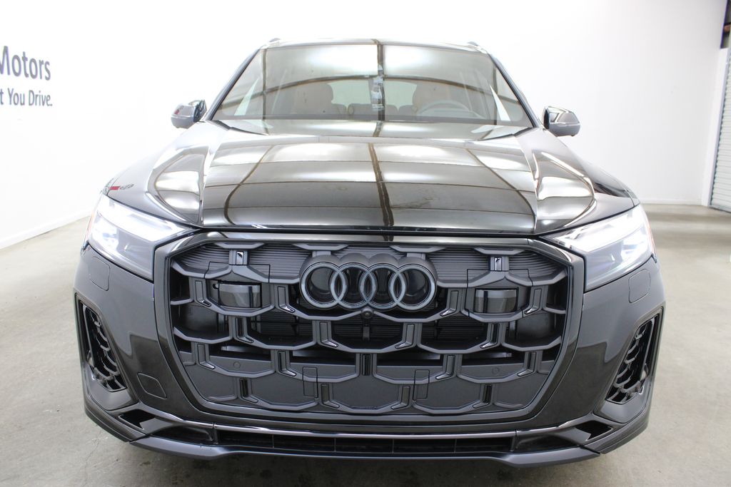 new 2026 Audi Q7 car, priced at $77,040