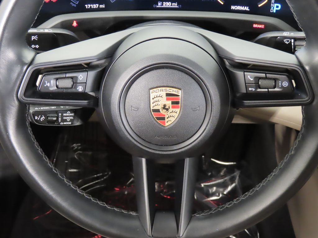 Thumbnail: 2024 Porsche Taycan - 17