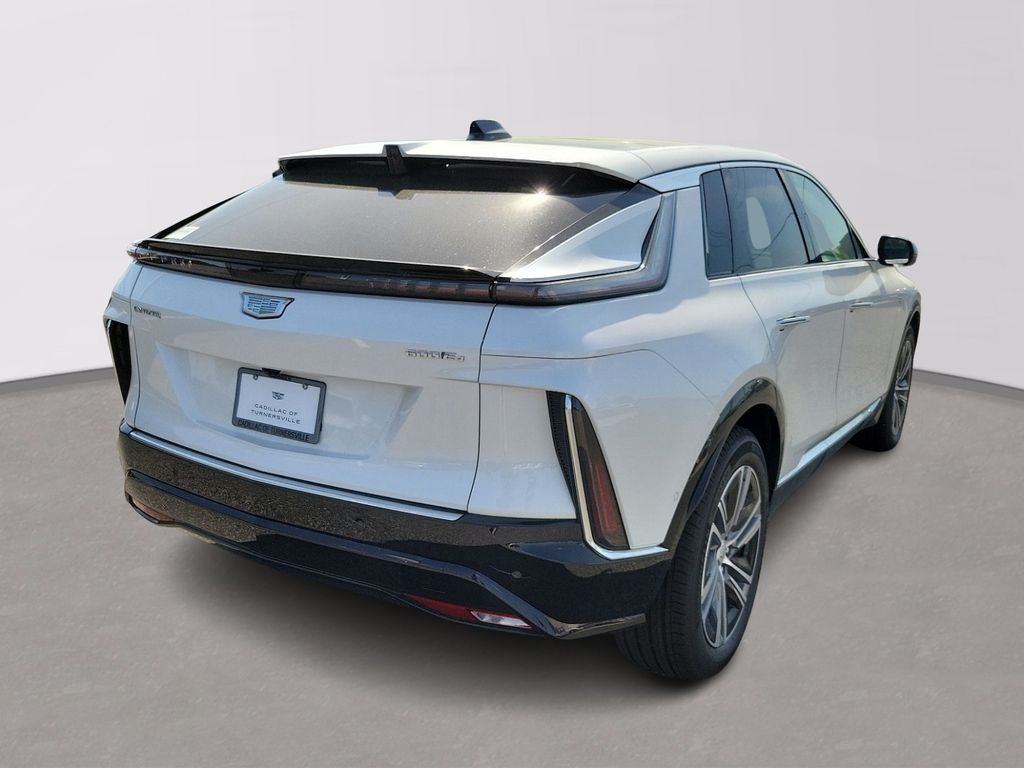 2024 Cadillac Lyriq Luxury 4