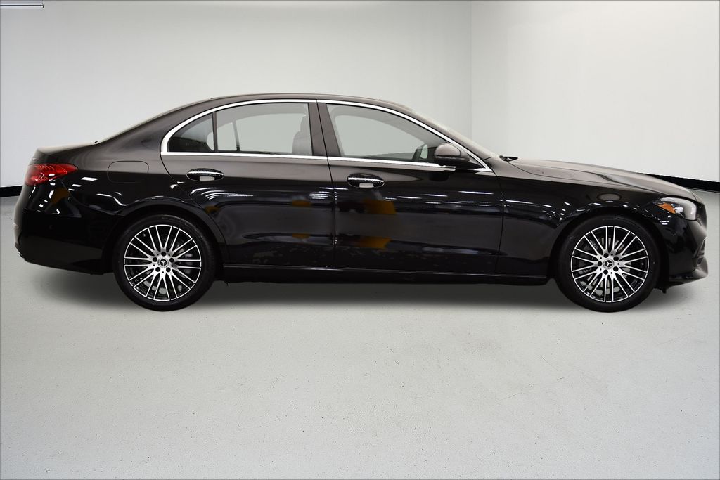 Thumbnail: 2025 Mercedes-Benz C-Class - 6