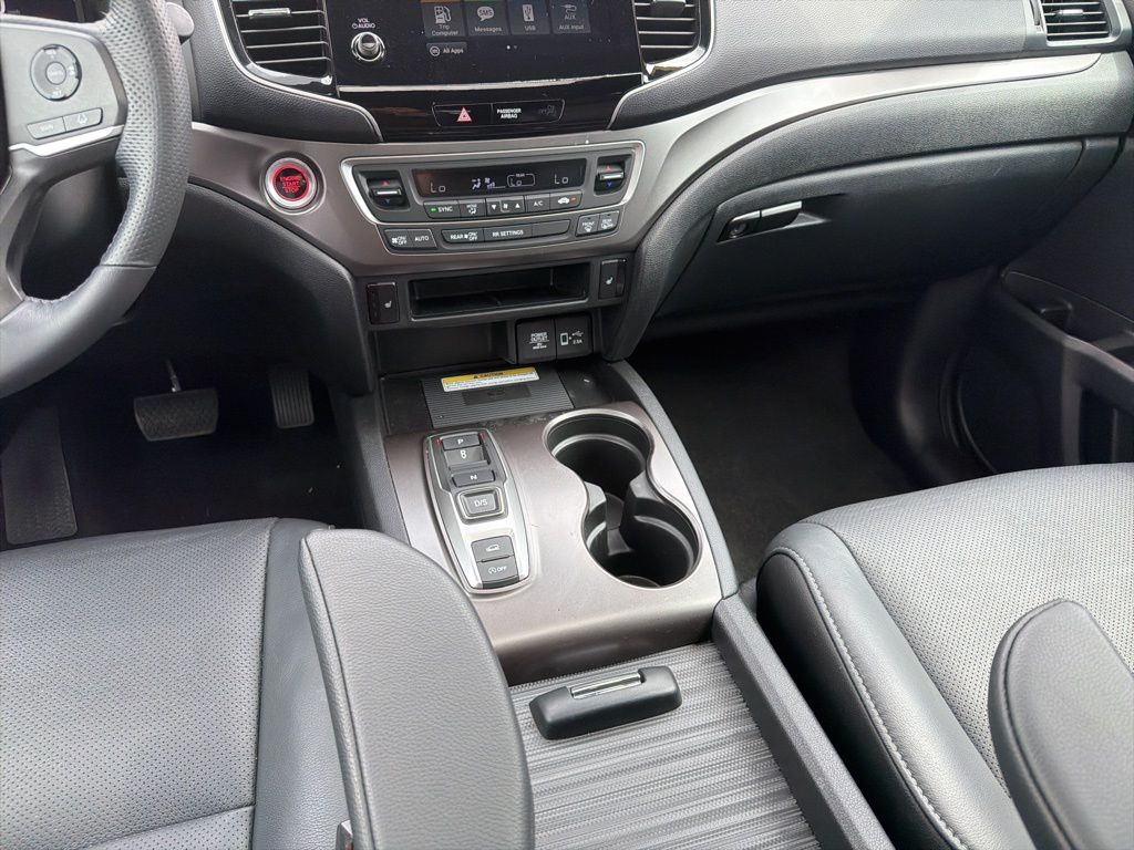 Thumbnail: 2023 Honda Passport - 16