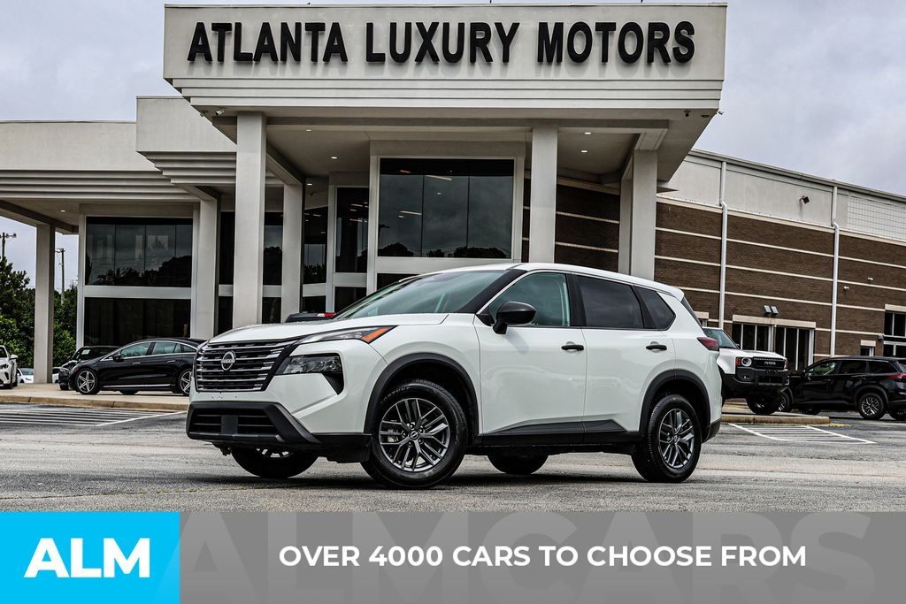 Used 2024 White Nissan S image 3