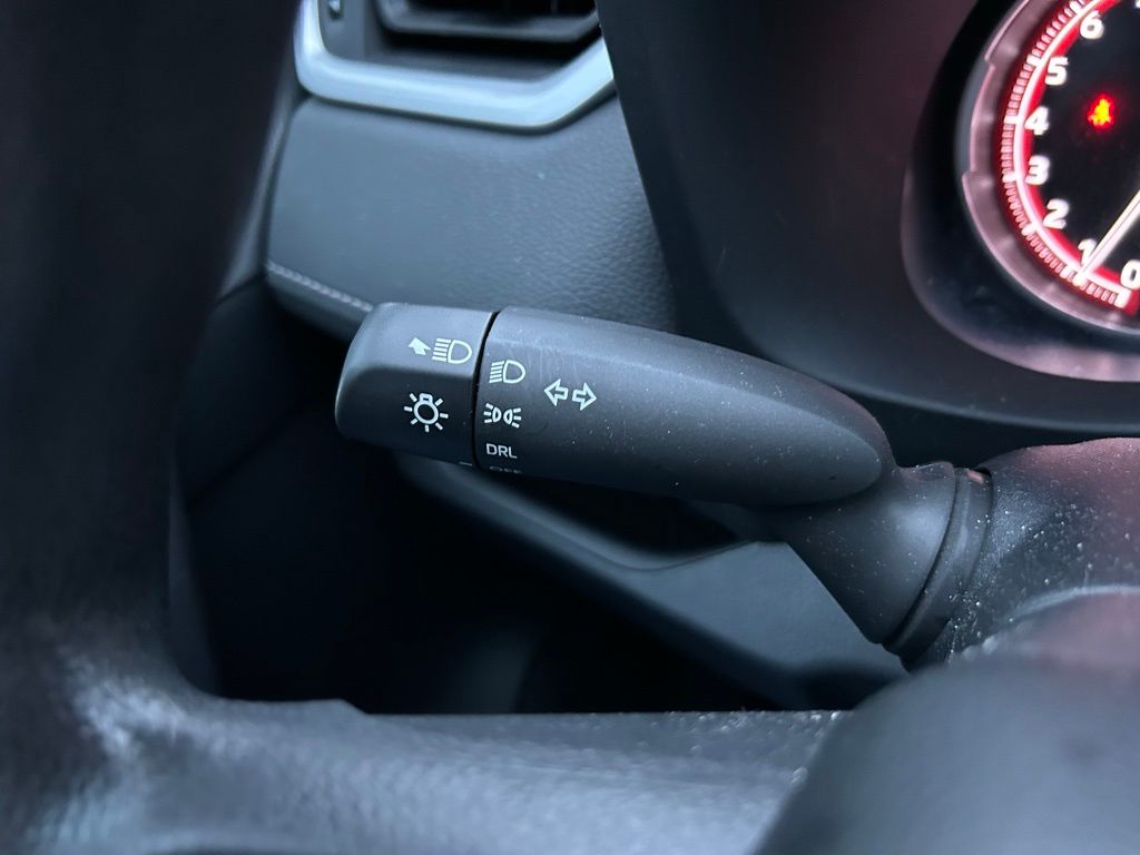 Thumbnail: 2024 Toyota RAV4 - 21