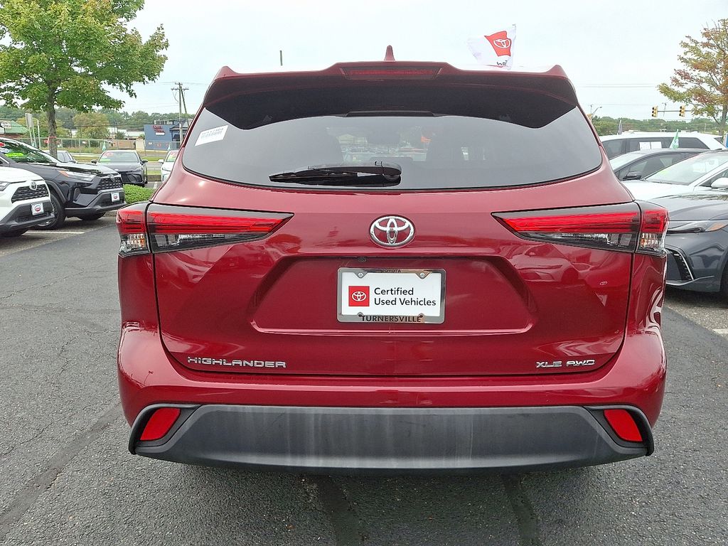 Thumbnail: 2020 Toyota Highlander - 5