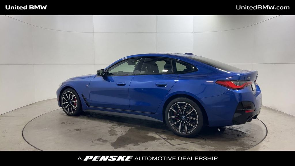 Thumbnail: 2023 BMW i4 - 6