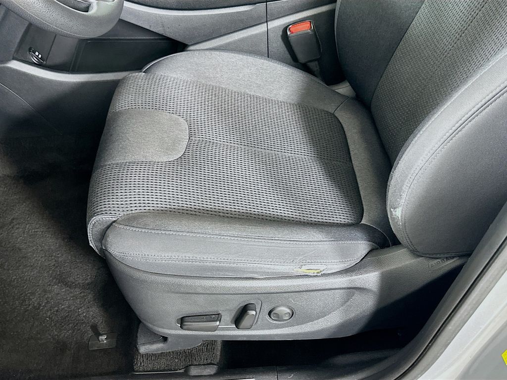 Thumbnail: 2021 Hyundai Santa Fe - 19