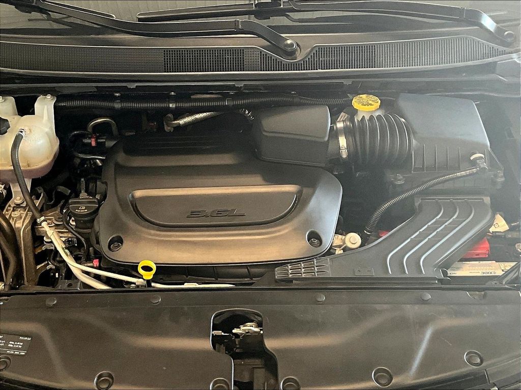 2023 Chrysler Pacifica — photo 30