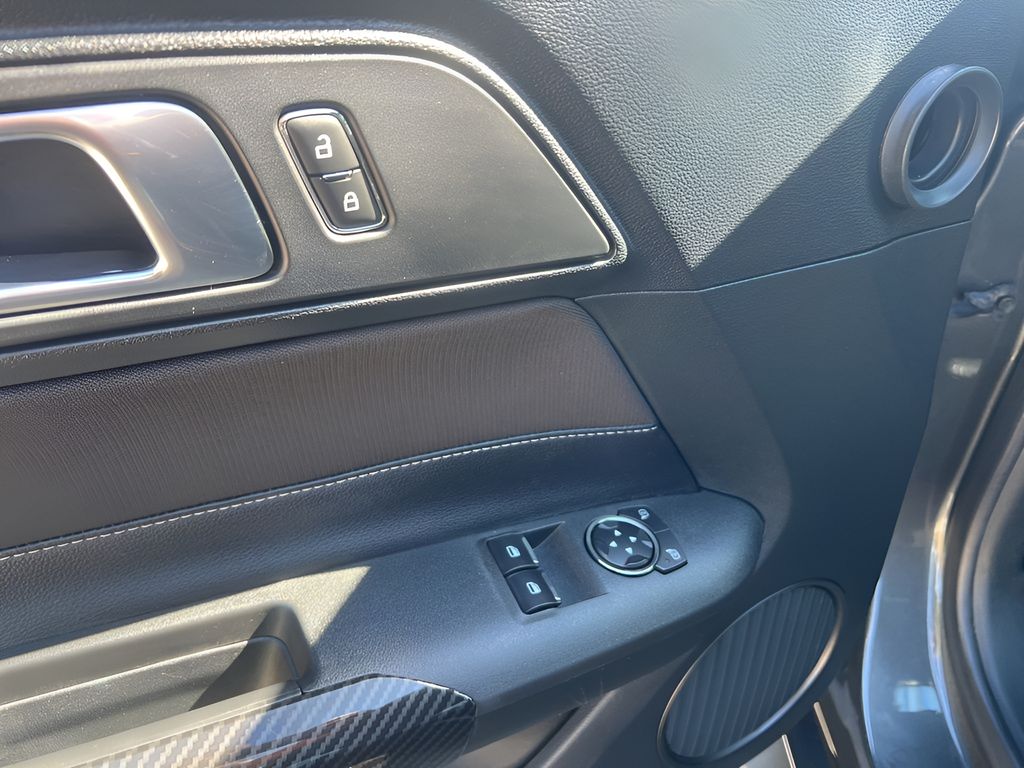 Used Car 2020 Ford Mustang  Ecoboost For Sale Under $25,000 In Austin, Texas