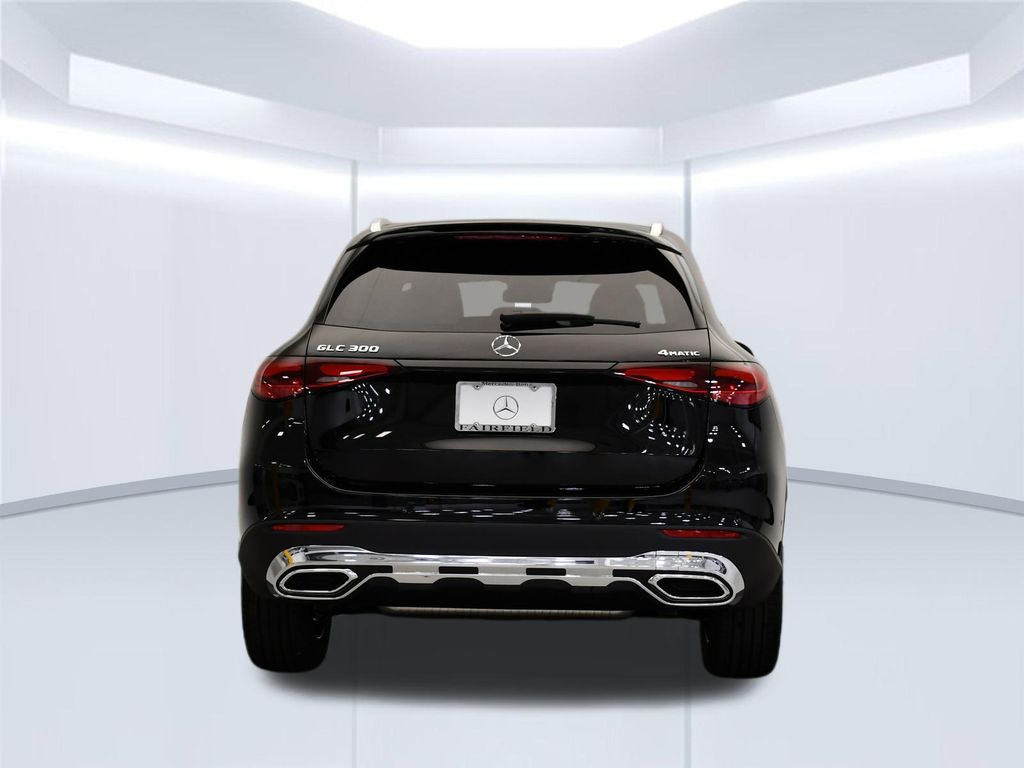 Thumbnail: 2026 Mercedes-Benz GLC - 4