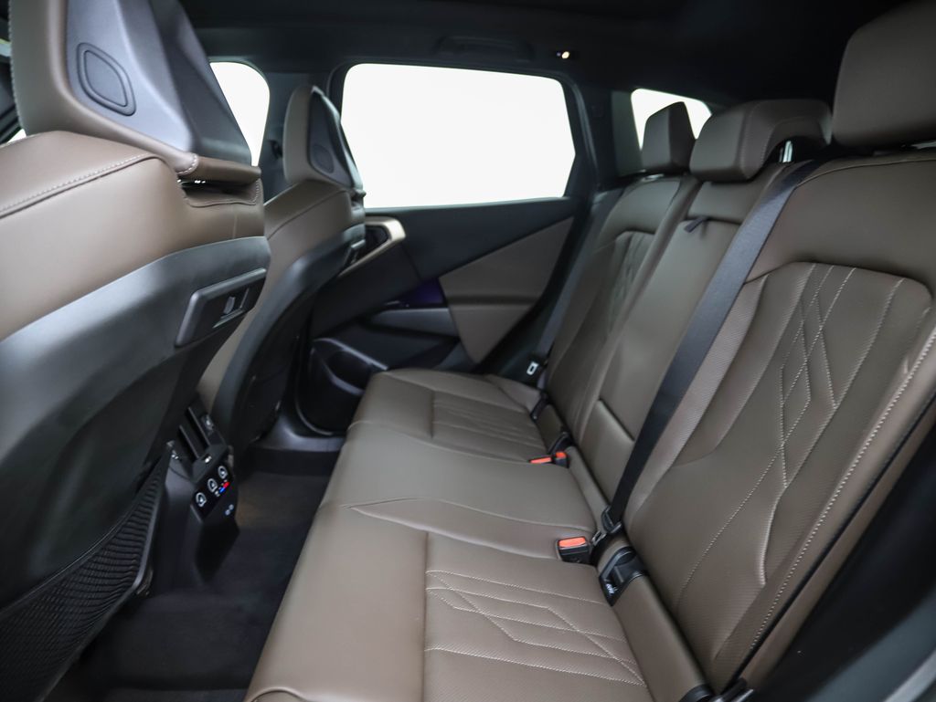 Thumbnail: 2025 BMW X3 - 22