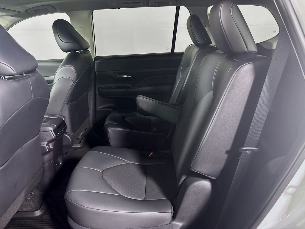2024 Toyota Grand Highlander Hybrid XLE