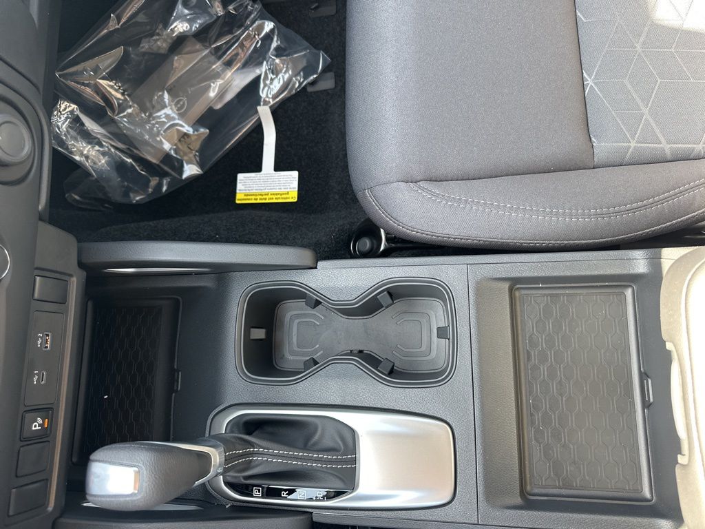 2025 Glacier White Nissan Frontier SV RWD Truck