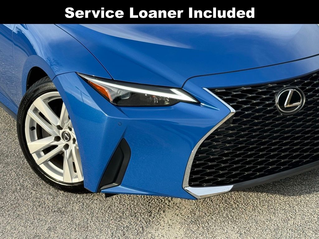 2023 Lexus IS 300 5