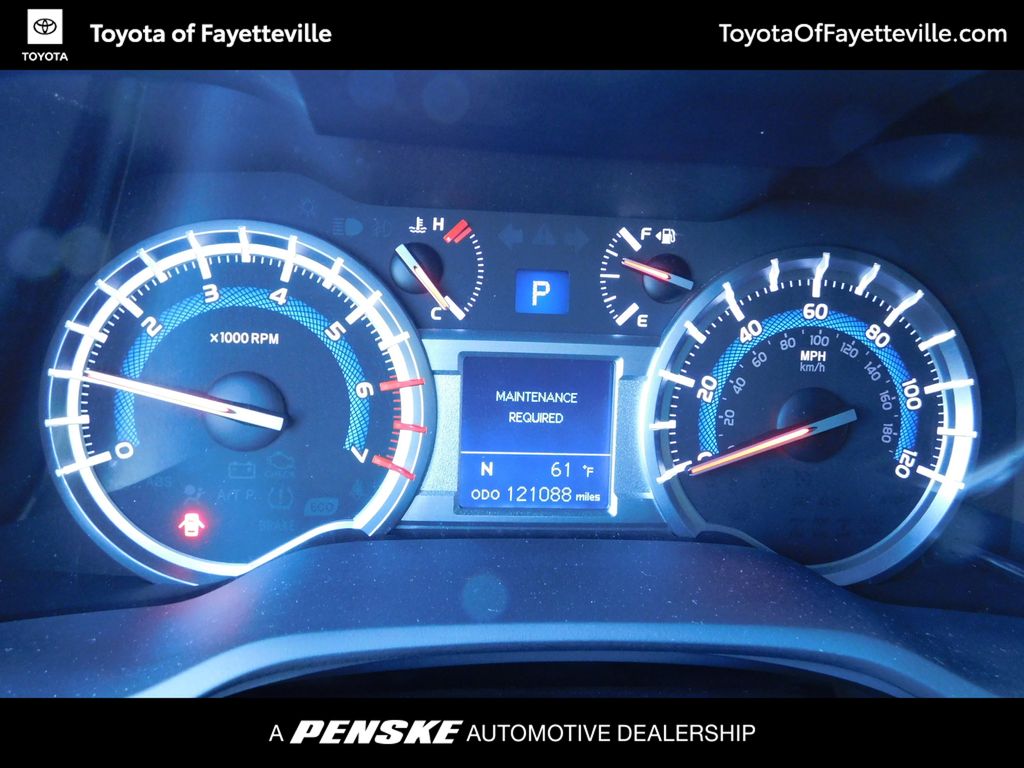 Thumbnail: 2016 Toyota 4Runner - 12