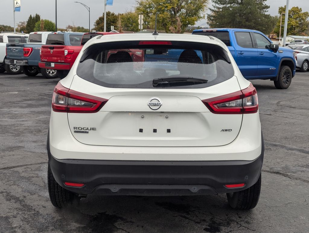 2022 Nissan Rogue Sport S 6