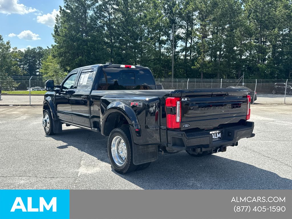 Used 2025 Black Ford Platinum image 9
