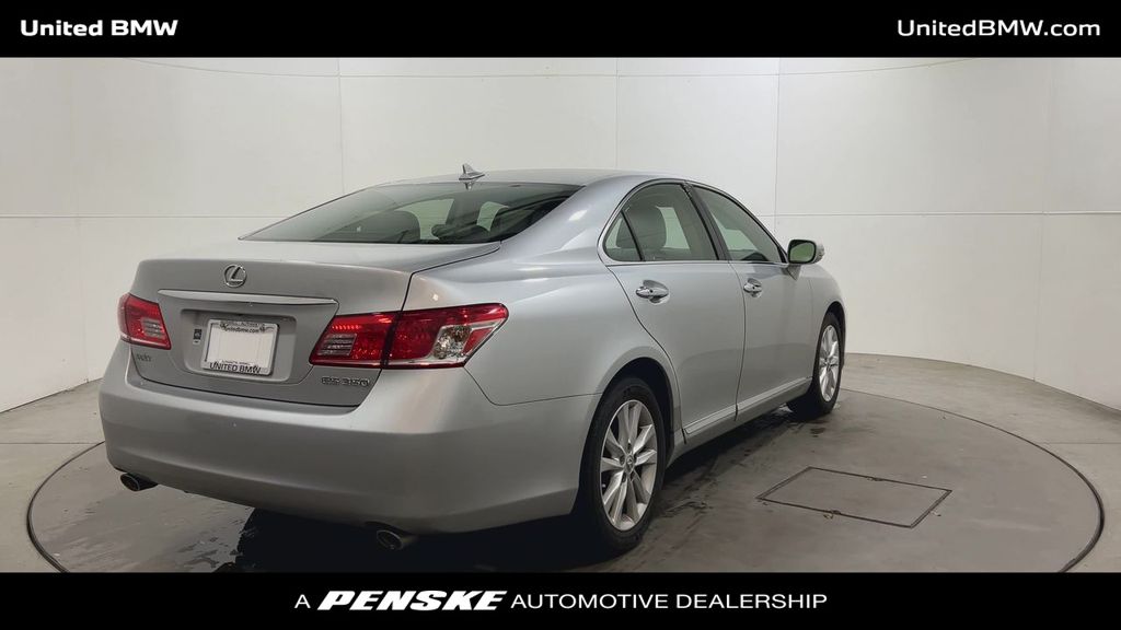 Thumbnail: 2012 Lexus ES - 8