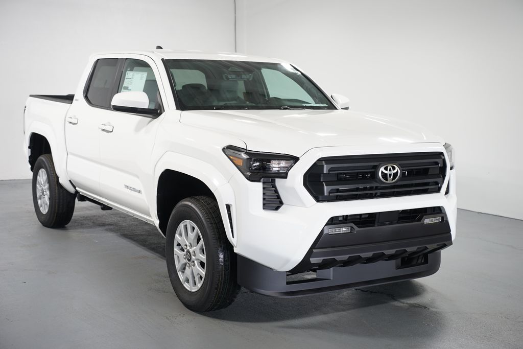 Thumbnail: 2025 Toyota Tacoma - 3