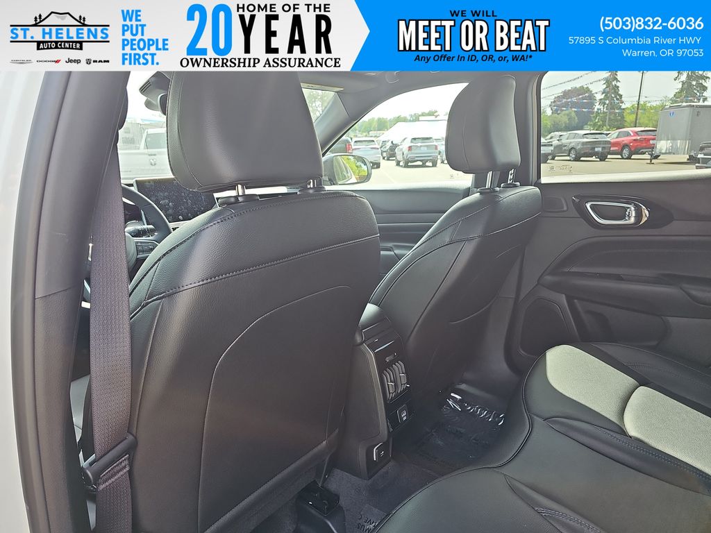 2025 Jeep Compass Limited - Photo 19