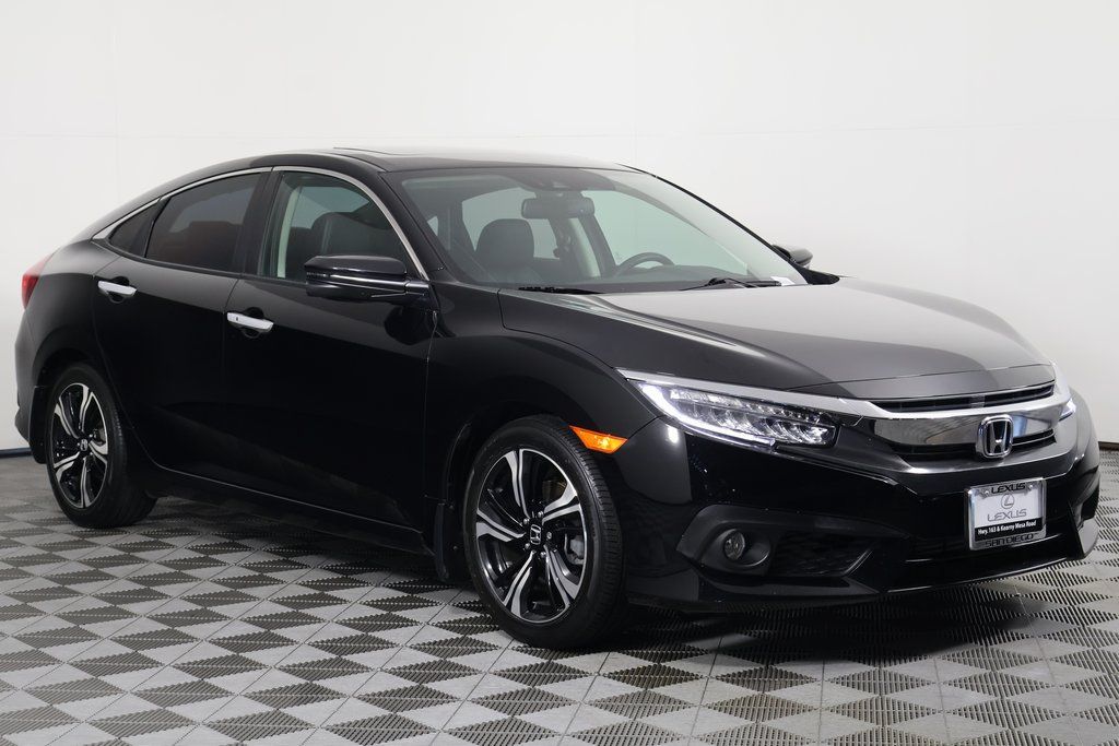 Thumbnail: 2017 Honda Civic - 3