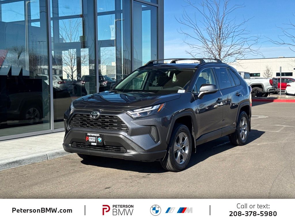 2025 Toyota RAV4 Hybrid XLE AWD