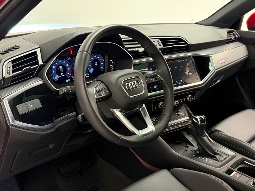 Thumbnail: 2023 Audi Q3 - 23