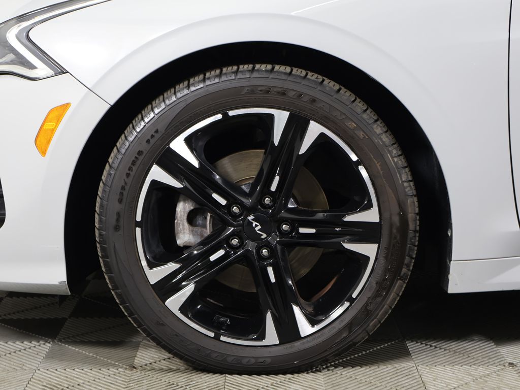 Used 2022 Gray Kia GT-Line image 22