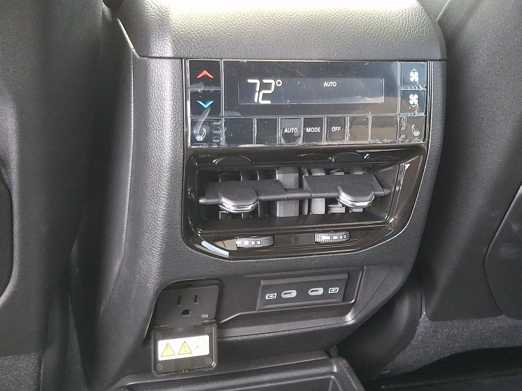 New 2026 Jeep Grand Cherokee L SUV