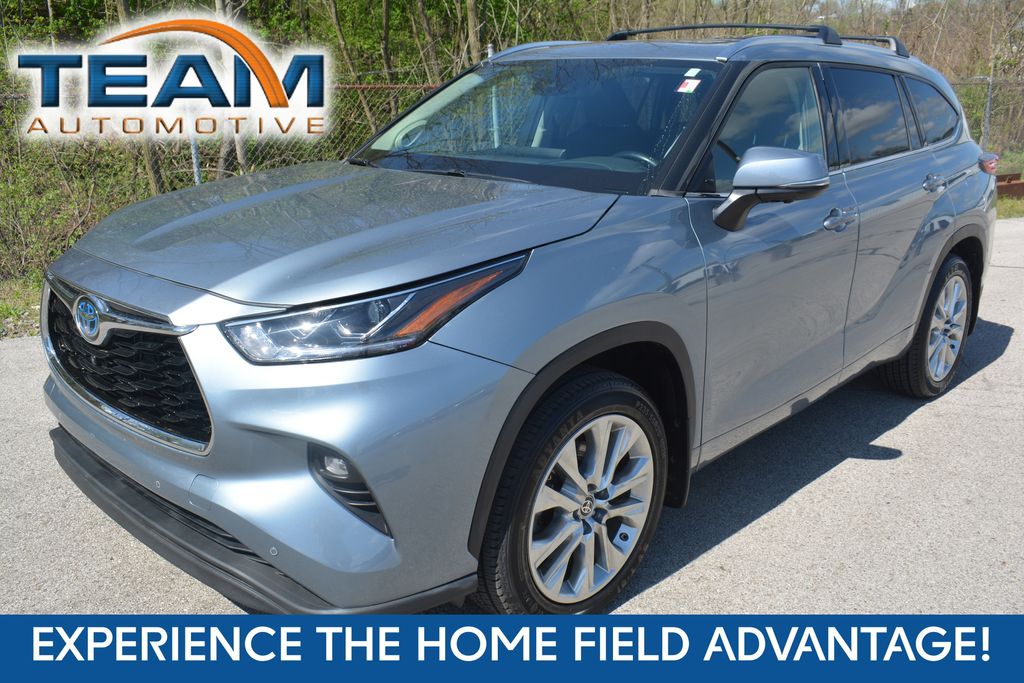 2023 Toyota Highlander Hybrid Limited AWD
