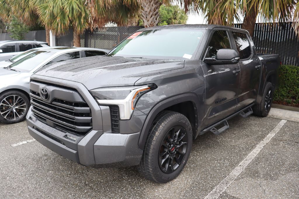 2024 Toyota Tundra SR5 -
                West Palm Beach, FL