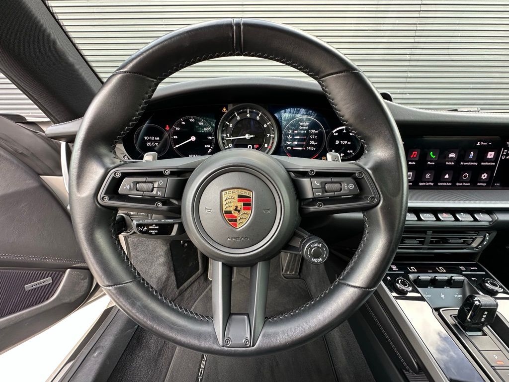 Thumbnail: 2022 Porsche 911 - 15
