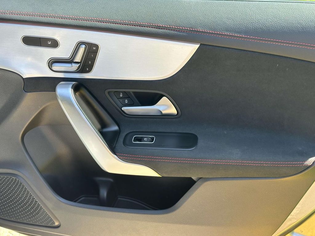 2023 Mercedes-Benz CLA 250 21