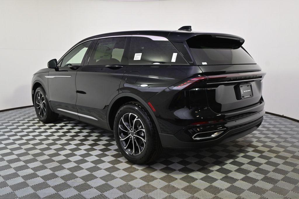 New 2026 Black Lincoln Premiere image 3