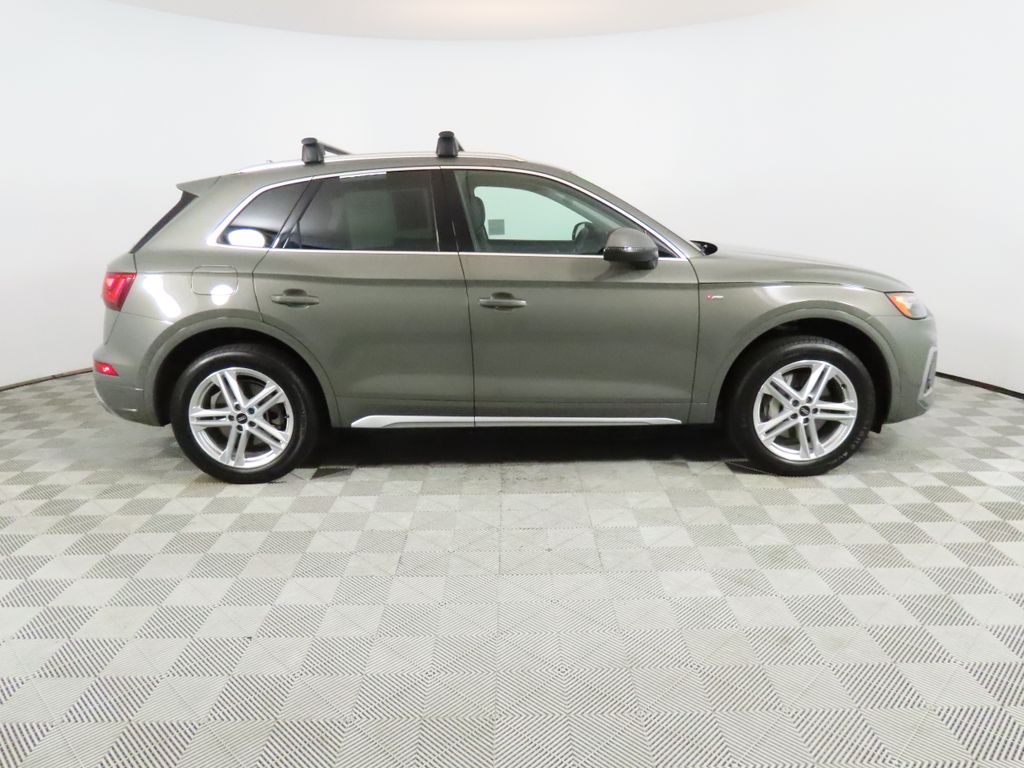 Thumbnail: 2023 Audi Q5 - 6
