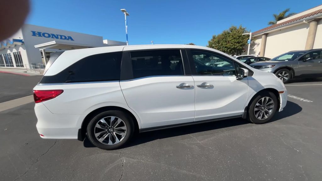 Thumbnail: 2023 Honda Odyssey - 9