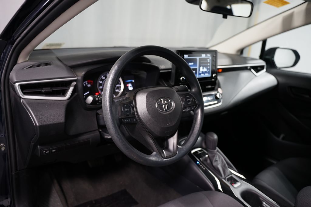 2022 Toyota Corolla LE 7