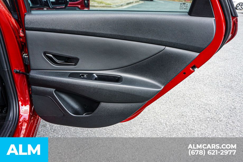 2025 Hyundai Elantra SEL - Photo 52