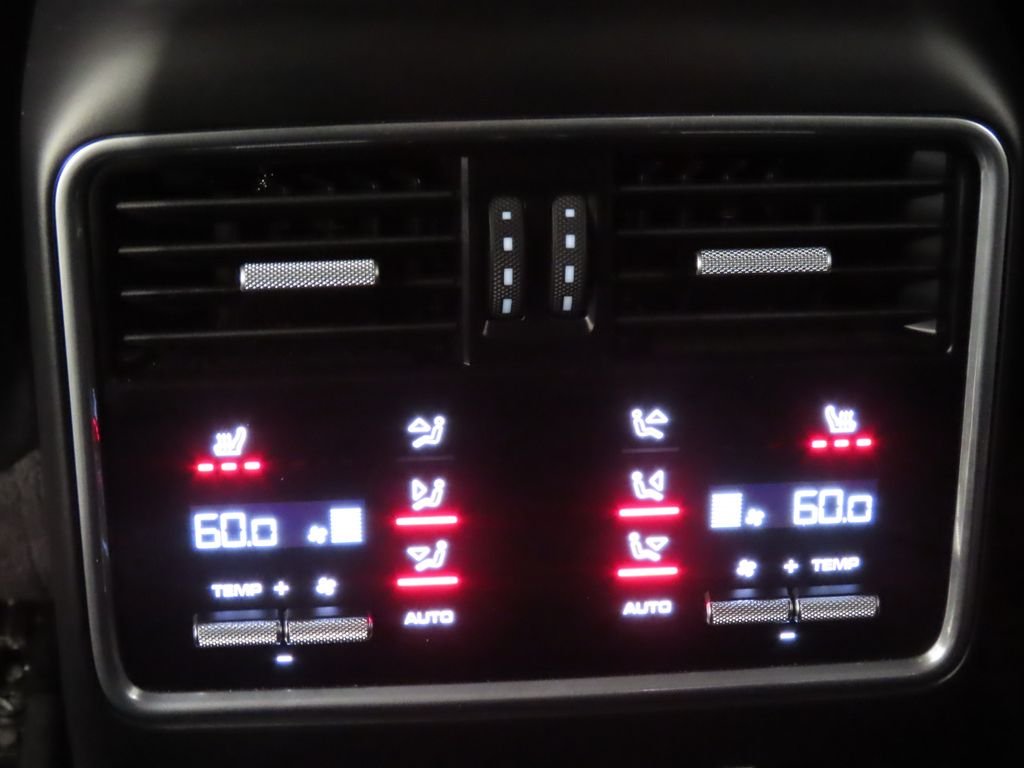 Thumbnail: 2022 Porsche  - 32