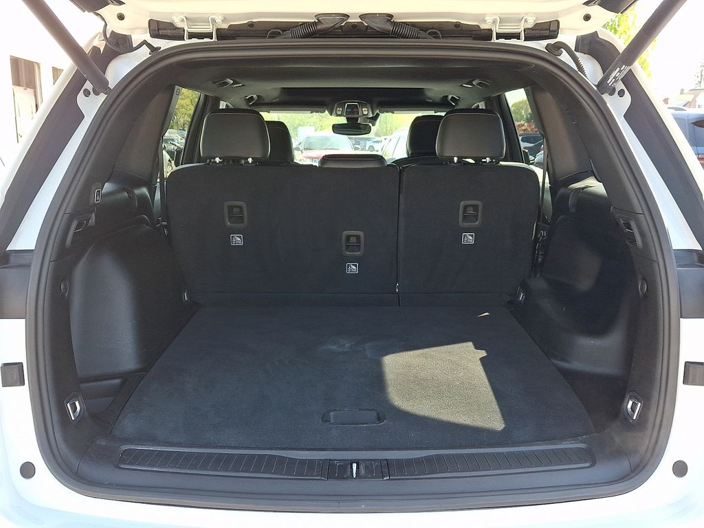 2023 Jeep Grand Cherokee Altitude X White/off-white at Carlisle Cadillac Buick GMC
