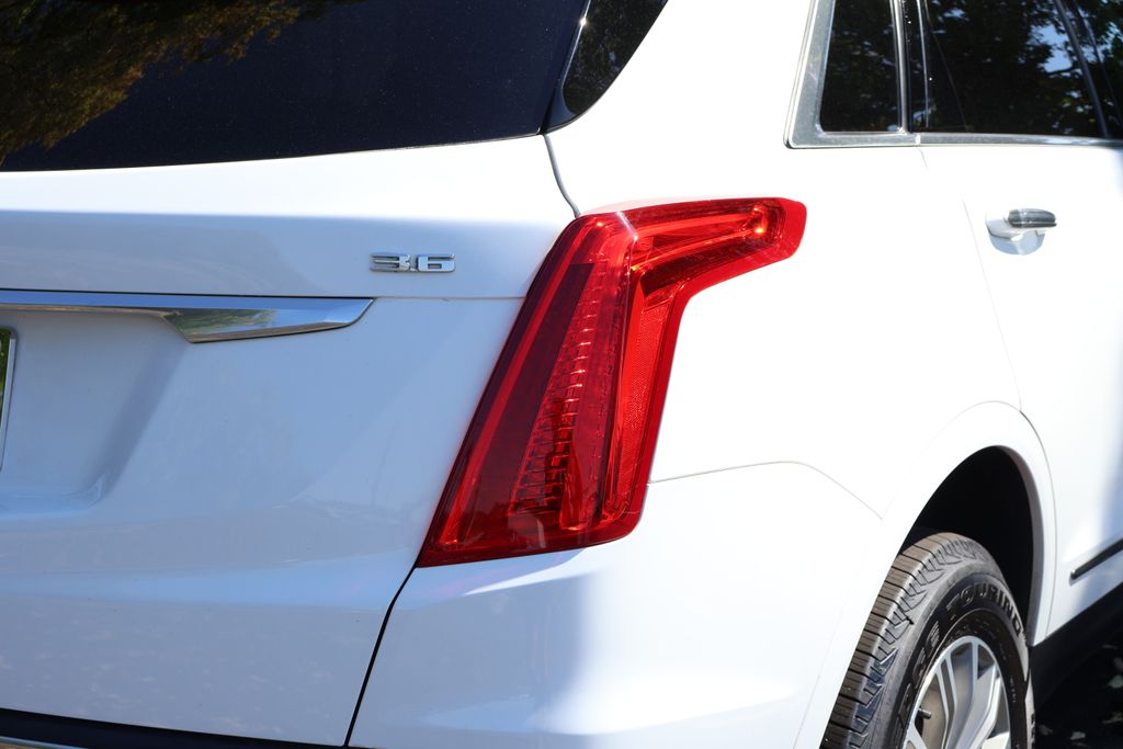 Thumbnail: 2017 Cadillac XT5 - 7