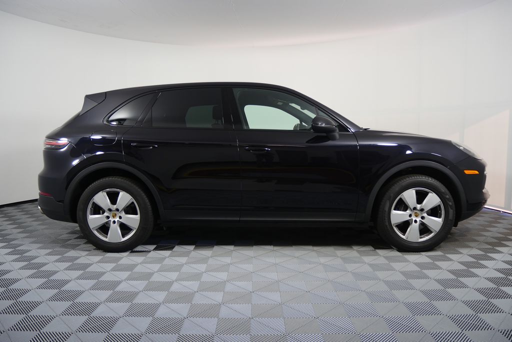 2019 Porsche Cayenne Base 2