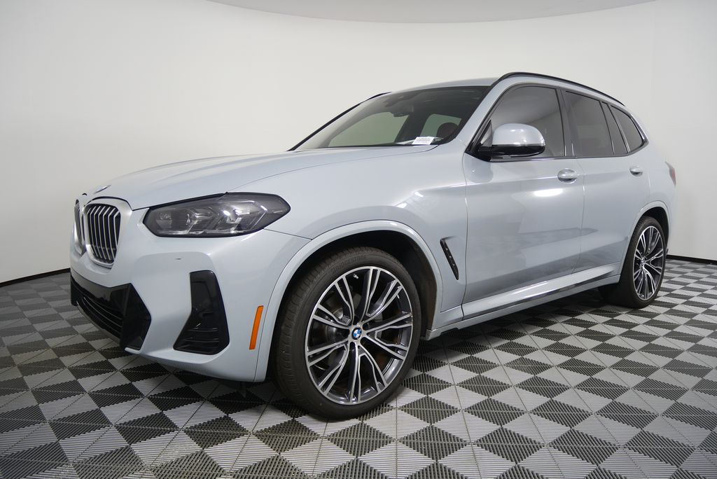 Thumbnail: 2022 BMW X3 - 8